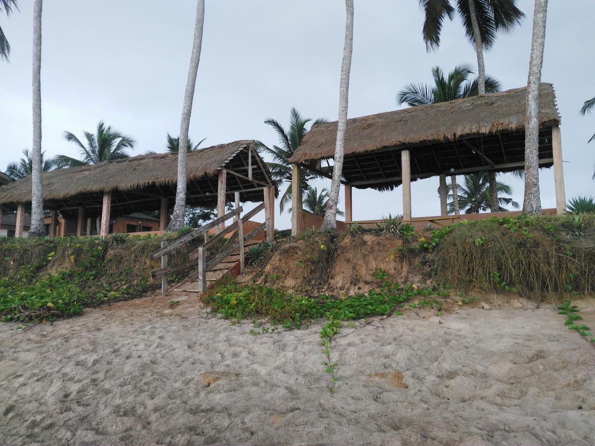 Sankofa Beach House Hotel Kokrobite Exterior photo